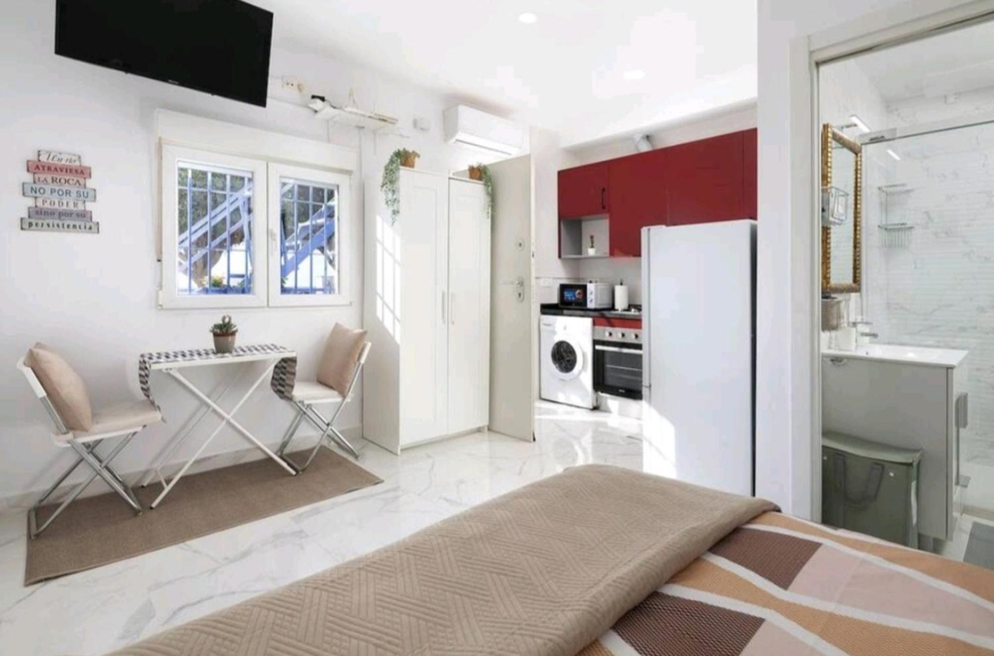 Lejlighed Water Front Beach Apt A
